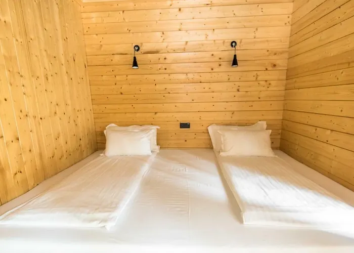 Victoria Thermal Banya (Blagoevgrad)